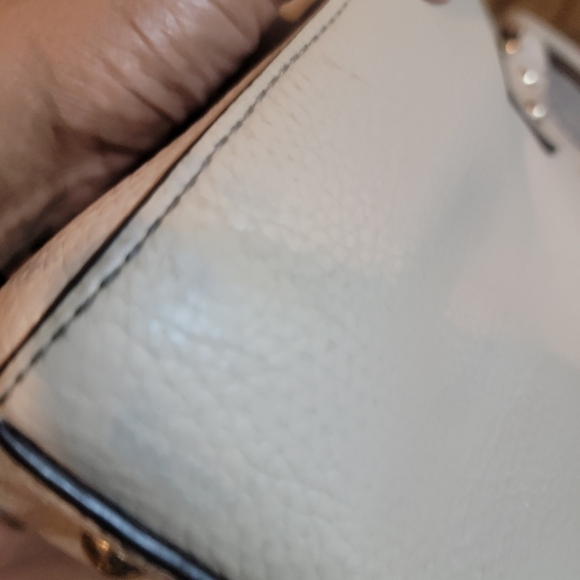 Pre-owned leather Michael Kors two handle beidge/cream satchel - Picture 5 of 16